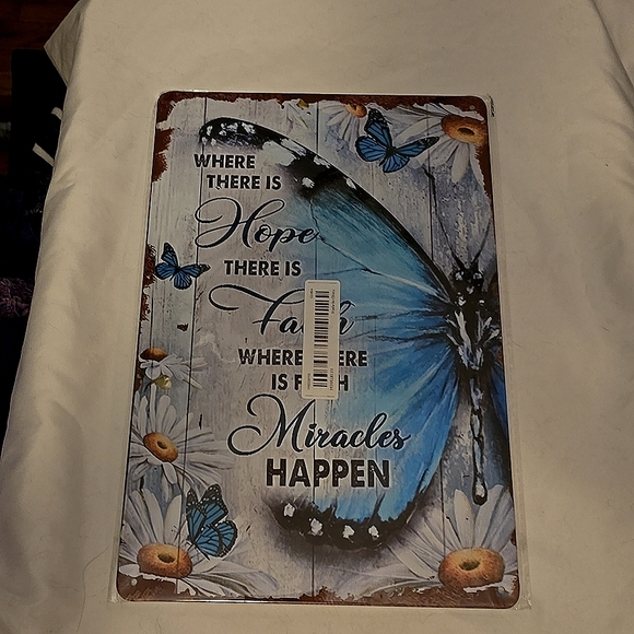 Miracles Happen Decorative Tin Sign - Picture 3 of 4